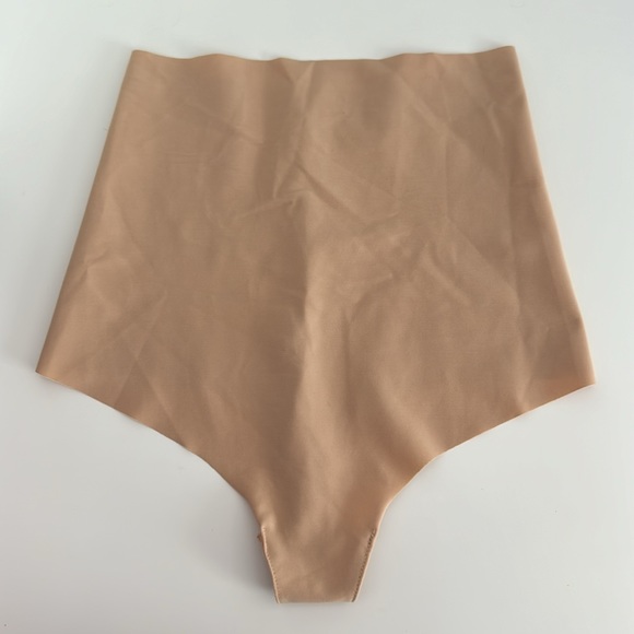 COMMANDO Control Top Thong - Picture 5 of 8